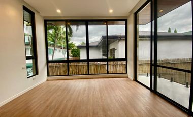 For Sale: 5 Bedrooms House and Lot with Electric Solar Panels in Ayala Alabang Village, Muntinlupa City