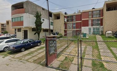 Departamento en remate en Jardines de la Cañada, Tultitlán, México. ASF*