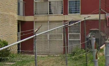 Departamento en remate en Jardines de la Cañada, Tultitlán, México. ASF*