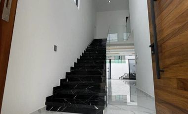 CASA EN VENTA EN MAZATLAN CON ALBERCA PROPIA EN PRIVADA CON GYM Y ALBERCA A SOLO PASOS DE LA PLAYA (SECTOR CERRITOA) 4 RECAMARAS