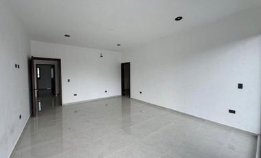 CASA EN VENTA EN MAZATLAN CON ALBERCA PROPIA EN PRIVADA CON GYM Y ALBERCA A SOLO PASOS DE LA PLAYA (SECTOR CERRITOA) 4 RECAMARAS