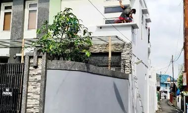 Full Furnished Area Pejaten Timur, 750 Meter Ke Jln Raya Pasar Minggu