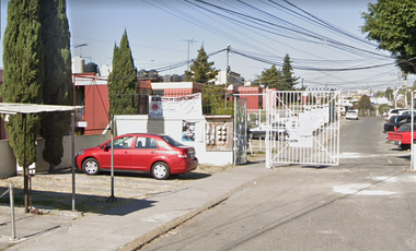 Casa en venta en Jardines de la Cañada, Tultitlán, México. ASF*