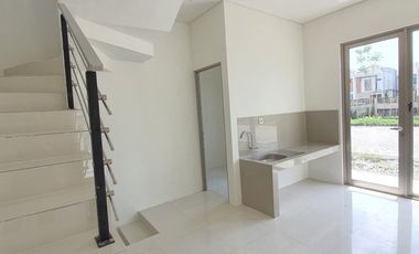 FOR SALE!!! RUMAH MEWAH 2 LANTAI GREENLAND SURABAYA