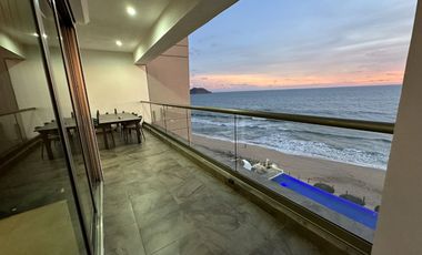 EN VENTA DEPARTAMENTO FRENTE AL MAR EN MAZATLAN DE TRES RECAMARAS (SECTOR CERRITOS) TORRE ESCONDIDO TOWER, CON ALBERCA, CANCHA DE PADEL, GYM, 193 M2