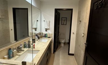 EN VENTA DEPARTAMENTO FRENTE AL MAR EN MAZATLAN DE TRES RECAMARAS (SECTOR CERRITOS) TORRE ESCONDIDO TOWER, CON ALBERCA, CANCHA DE PADEL, GYM, 193 M2