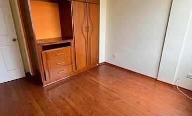 Casa de venta en Quito sector Marianas Parada 10