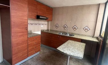 Casa de venta en Quito sector Marianas Parada 10