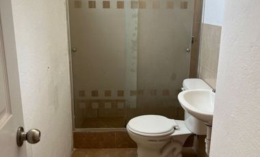 Casa de venta en Quito sector Marianas Parada 10