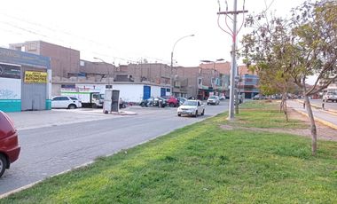 Venta de Terreno Comercial de 200 m² en Av. Santa Rosa – San Juan de Lurigancho, Zona de Alta Rentabilidad