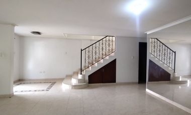 Casa en arriendo en Villa Santos.