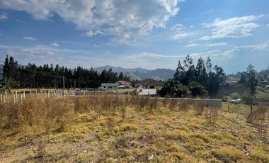 Venta de terreno con 570m2- Ubicado en Carapungo- Cuenca