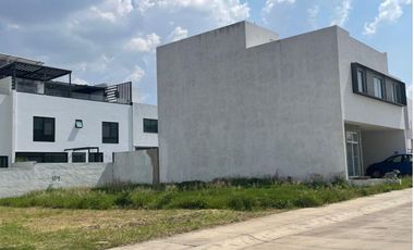 Terreno en Venta Valle Imperial.	$2,520,000