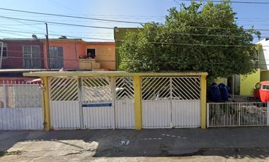 Casa en venta en Fuentes del Valle, Tultitlán, México. ASF*