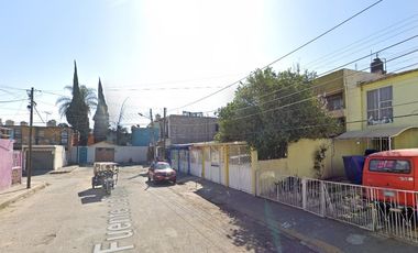 Casa en venta en Fuentes del Valle, Tultitlán, México. ASF*