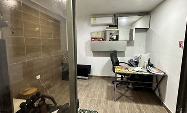 EN ARRIENDO HERMOSA CASA A DOS CUADRAS DEL CENTRO COMERCIAL BUENAVISTA