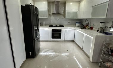 EN ARRIENDO HERMOSA CASA A DOS CUADRAS DEL CENTRO COMERCIAL BUENAVISTA