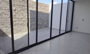 Casa en Venta Senderos Monte Verde en Esquina con Roof Top en Coto con Alberca