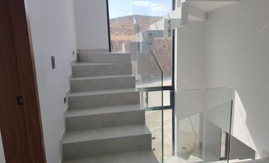 Casa en Venta Senderos Monte Verde en Esquina con Roof Top en Coto con Alberca