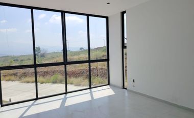 Casa en Venta Senderos Monte Verde en Esquina con Roof Top en Coto con Alberca