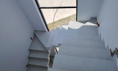 Casa en Venta Senderos Monte Verde en Esquina con Roof Top en Coto con Alberca