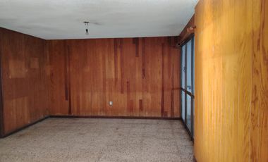CASA EN VENTA EN CIUDAD DEL SOL, IDEAL REMODELAR U OFICINAS