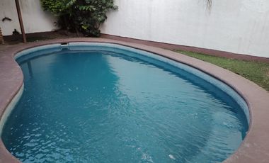 CASA EN VENTA EN CIUDAD DEL SOL, IDEAL REMODELAR U OFICINAS