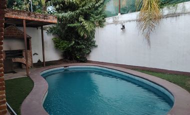 CASA EN VENTA EN CIUDAD DEL SOL, IDEAL REMODELAR U OFICINAS