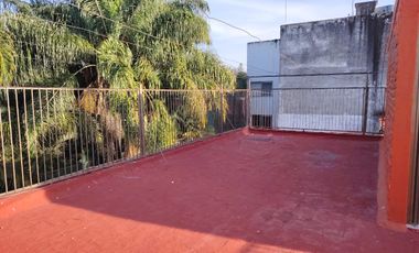CASA EN VENTA EN CIUDAD DEL SOL, IDEAL REMODELAR U OFICINAS
