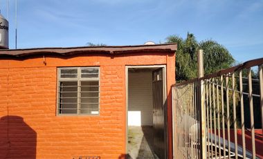 CASA EN VENTA EN CIUDAD DEL SOL, IDEAL REMODELAR U OFICINAS