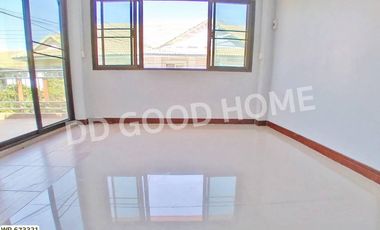 Townhouse, Pruksa Village, 20 Soi Sema Fa Khram - Lam Luk Ka Khlong 2