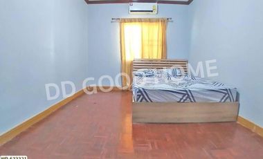 Townhouse, Pruksa Village, 20 Soi Sema Fa Khram - Lam Luk Ka Khlong 2