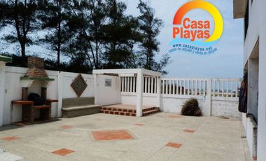 Venta de Remate Casa Grande en Playas con Vista Al Mar, Via a Data Posorja
