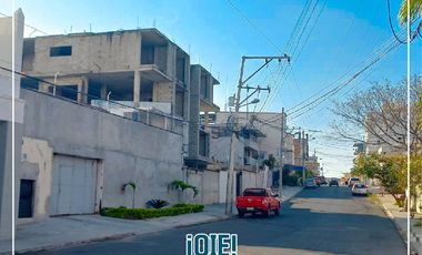 En Venta: Terreno con edificio Gray Stage - 4 plantas de altura