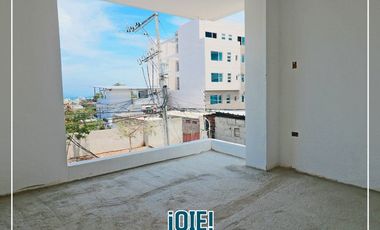 En Venta: Terreno con edificio Gray Stage - 4 plantas de altura
