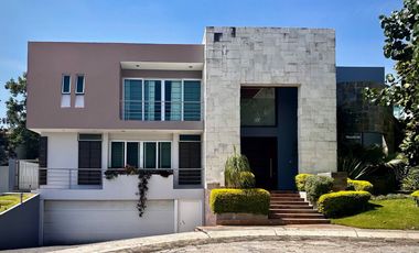 CASA DE LUJO EN VENTA, FRACC EL MANANTIAL