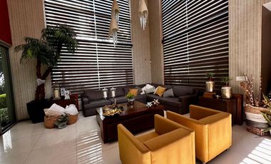CASA DE LUJO EN VENTA, FRACC EL MANANTIAL