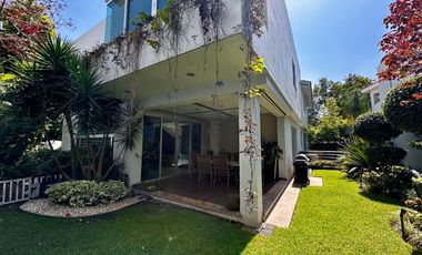 CASA DE LUJO EN VENTA, FRACC EL MANANTIAL
