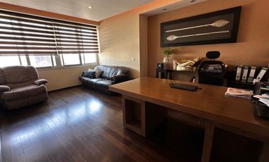 CASA DE LUJO EN VENTA, FRACC EL MANANTIAL
