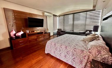 CASA DE LUJO EN VENTA, FRACC EL MANANTIAL