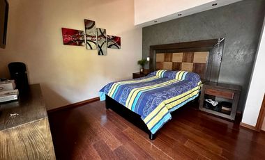 CASA DE LUJO EN VENTA, FRACC EL MANANTIAL
