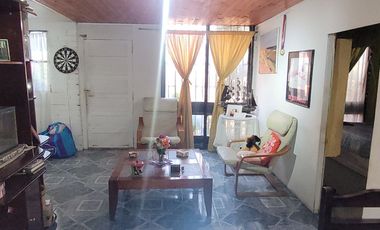 El Abanico / Casa De Piedra