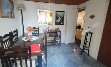 El Abanico / Casa De Piedra