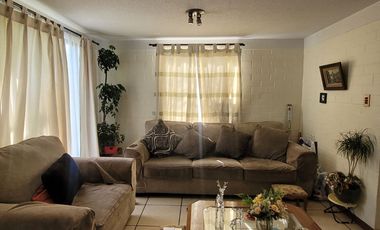 A Pasos De Estación Metro Elisa Correa