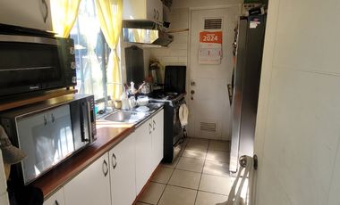 A Pasos De Estación Metro Elisa Correa