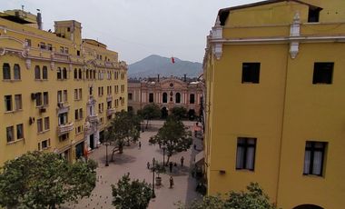 🎯 Se alquila Loft frente a la plaza de Armas de Lima  👀