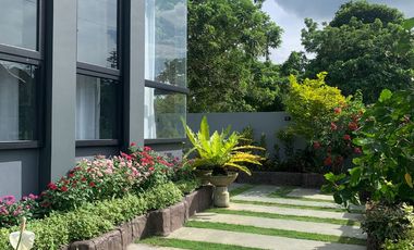Modern 4-Bedroom House & Lot in Silang