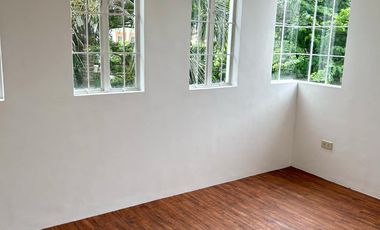 Half Duplex PreSelling House in Calamba, Laguna