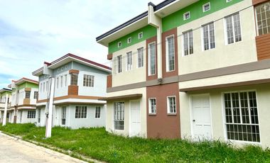 Half Duplex PreSelling House in Calamba, Laguna