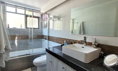 Casa en Venta en CASA EN COMUNIDAD CASTILLO VELASCO/FULL EQUIPADA/LAS CONDES